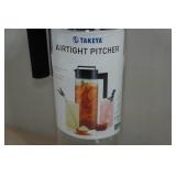 Takeya Airtight Pitcher - 2 Quarts