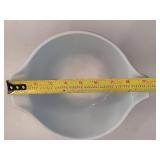 Set of 4 Pyrex Blue & White Snowflake Garland Nesting Cinderella Mixing Bowls