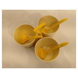 Tupperware Condiment Caddy w/Three Spoons