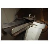 Moline 700 Countertop Bagel Slicer