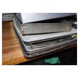 Assorted Sized Baking Pans