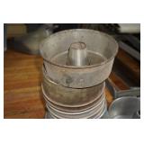 Bundt and Angel Food Cake Baking Pans