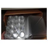 Clear To Go Containers for Cupcakes/Muffins - 12 Count