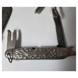 4 Multi-Function Pocket Knives