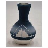 Vintage Sioux Pottery Vase – Narrow Neck Blue Gradient Skyline Design Signed