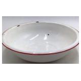 Vintage White Enamel Wash Basin – Graniteware with Red Rim