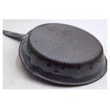 Vintage Gray Speckled Enamel Skillet – Graniteware Frying Pan with Long Handle