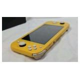 Nintendo Switch Lite – Yellow