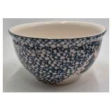 Cabin in the Snow Mixing Bowl – Folk Craft Christmas Snowman Trees