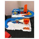 Hot Wheels Playsets & Vehicles