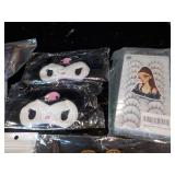 Random Lot Wigs, Halloween Décor, ...