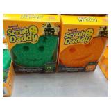 8 Scrub Daddy Scrubbers...
