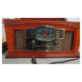 Crosby AM/FM/Cassette, CD, Turntable Player