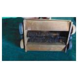 Cute Vintage Little Queen Wooden Toy Sweeper