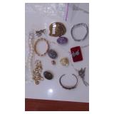 Assorted Jewelry