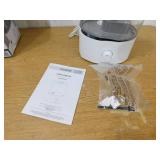 Vissani 1 Gal. Ultrasonic Humidifier 360 Degree Turning Dual Nozzle Cool Mist for Medium Room in White