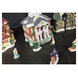 Cobblestone Corners Christmas Village 2003 - Miniature Houses & Accessories
