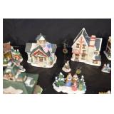 Cobblestone Corners Christmas Village 2003 - Miniature Houses & Accessories