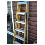 Step Ladder - 5-Step Yellow Frame, Aluminum Treads, Blue Top Cap
