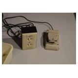 Signature Sewing Machine - Vintage Portable with Case (Beige)