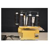 Singer 14U Professional Serger Overlock Machine 120V