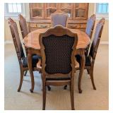 DR - Vintage Thomasville Dining Table Set with 2 Leaves, 6 Chairs