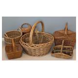 B2 - Decorative Wicker Baskets - 8 Pcs