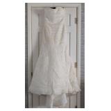 Vera Wang Strapless Wedding Dress - Size 8, Ivory Layered Tulle/Organza Gown