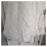 Vera Wang Strapless Wedding Dress - Size 8, Ivory Layered Tulle/Organza Gown