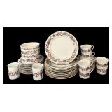 K - Block Spal Whimsy Christmas Portugal 43-Piece Dinnerware Set
