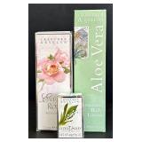 K - Clinique Best of Clinique Gift Box - Crabtree & Evelyn Bath & Body Assortment