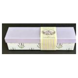 K - Clinique Best of Clinique Gift Box - Crabtree & Evelyn Bath & Body Assortment