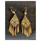 Beautiful pair of Vintage Earrings