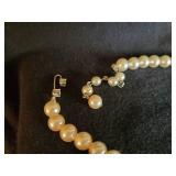 4 Vintage Pearl Necklaces - Including Deltah Pearls w/ Box