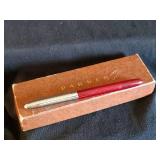 Beautiful Vintage Parker Pen in Original Box and a Scheaffer Fountain Pen