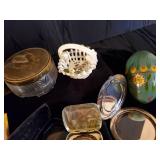Nice Lot of Antique Smalls Silhouette, Décor and more