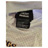 Reebok NFL Minnesota Vikings Brett Favre Jersey XL - Approx Sizes: Chest 38", Sleeve Mid Neck to End 18", Length 25"