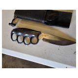 United Cutlery UC-784 Stainless Steel Knife with Sheath - 9 1/2" total length