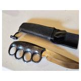 United Cutlery UC-784 Stainless Steel Knife with Sheath - 9 1/2" total length