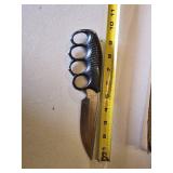 United Cutlery UC-784 Stainless Steel Knife with Sheath - 9 1/2" total length