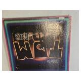 Lot of Vinyl Records Including Lynn Anderson, Ray Price, Kenny Rogers, and More