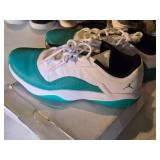 Nike Air Jordan Low Basketball Shoes Size US 11.5