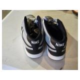 Nike DN3577-002 High-Top Sneakers Size 10