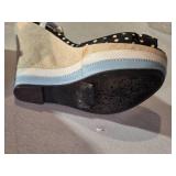 Qupid Polka Dot Wedge Sandals Size 7
