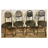 4 Petite metal folding chairs