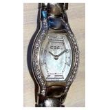 EBEL Beluga E9656G28-10 Tonneau Stainless Steel 23 mm MOP Diamond Dial Quartz Women