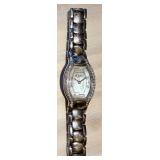 EBEL Beluga E9656G28-10 Tonneau Stainless Steel 23 mm MOP Diamond Dial Quartz Women