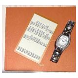 EBEL Beluga E9656G28-10 Tonneau Stainless Steel 23 mm MOP Diamond Dial Quartz Women