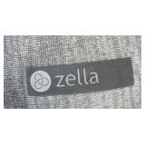 Lululemon Pink Vest 8 & Zella White/Gray Vest XL & Bernardo Goose Down Vest M