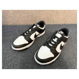 Nike Dunk Lows - Womens 8 Mens 6.5